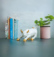 White Charging Bull Statue - A Symbol of Prosperity - HomiQ
